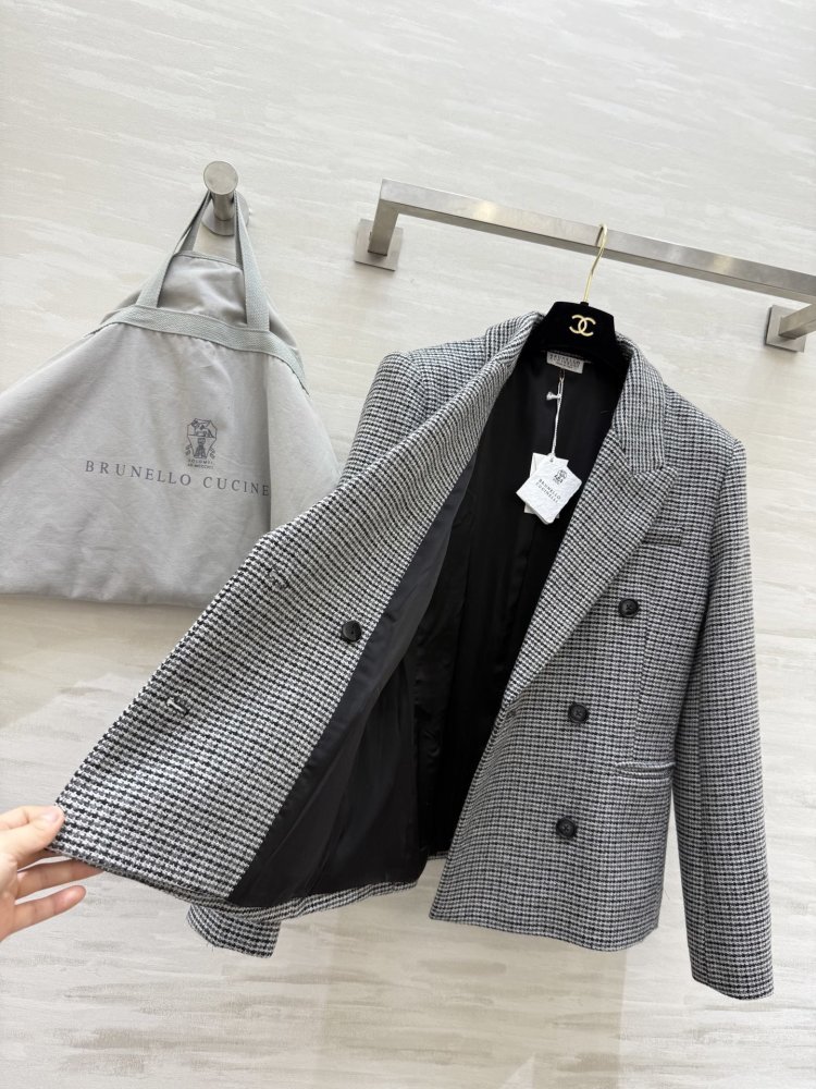 Пиджак женский шерстяной клетчатый фото 5