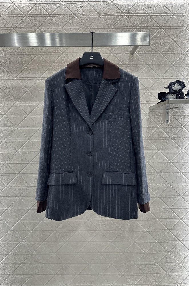 Піджак жіночий