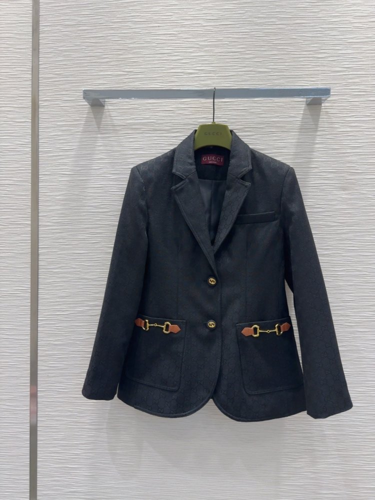 Пиджак женский