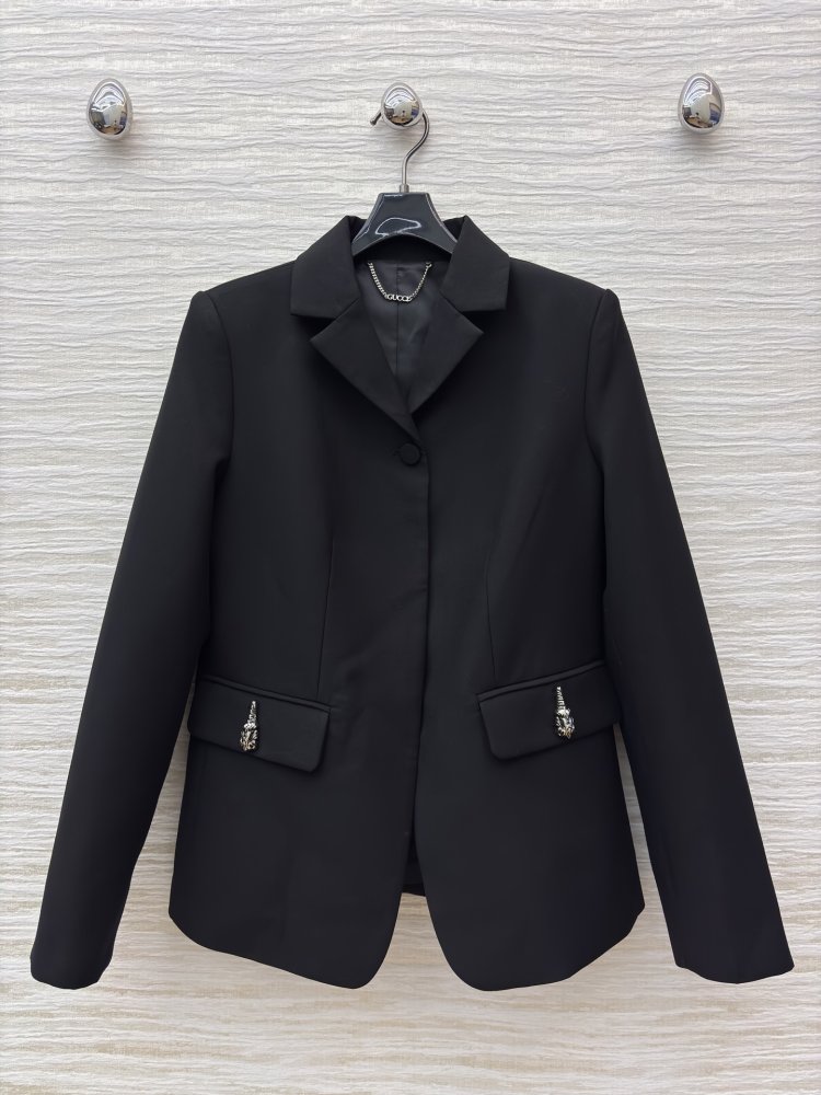 Піджак жіночий