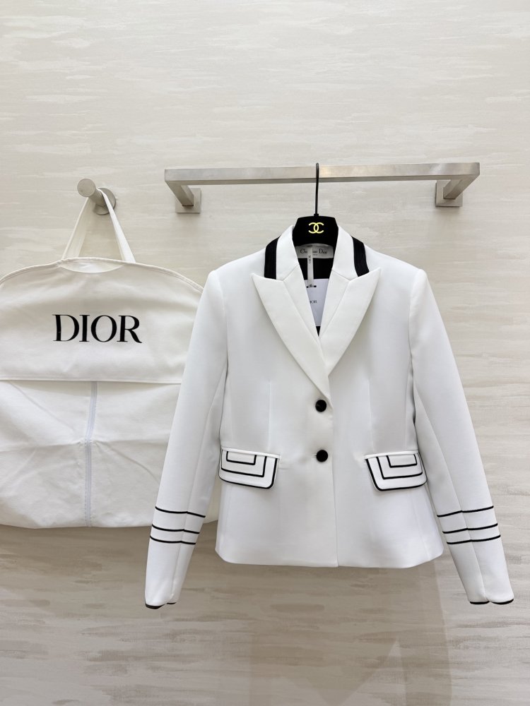 Піджак жіночий