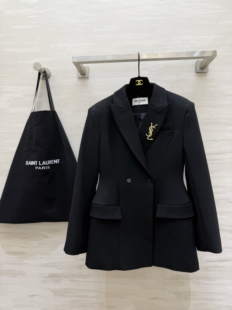 A jacket female