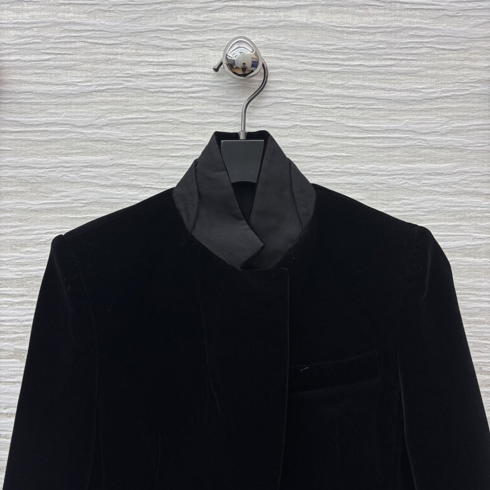 A jacket female фото 2