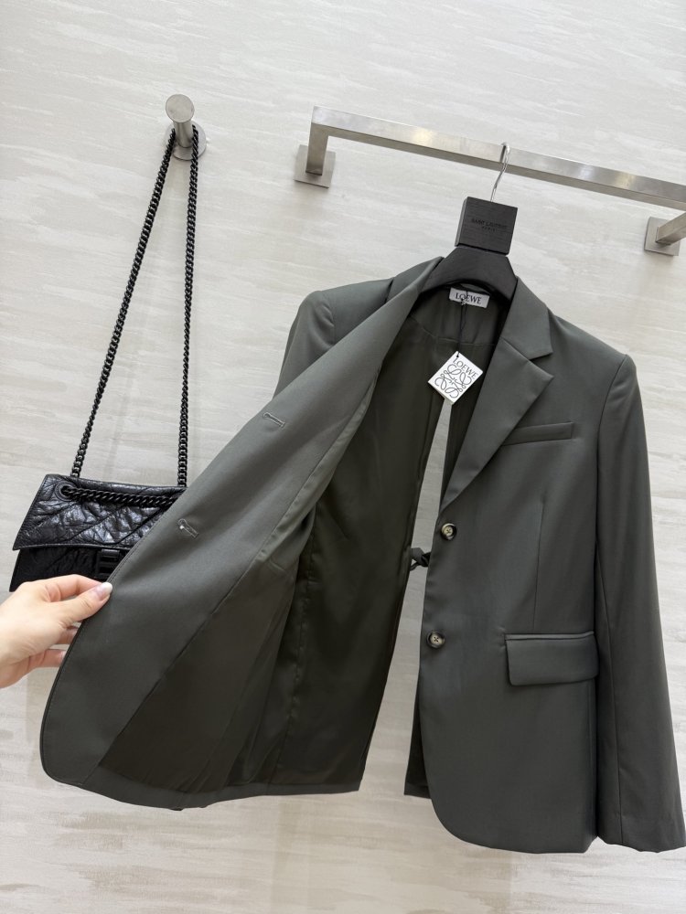 A jacket female фото 2