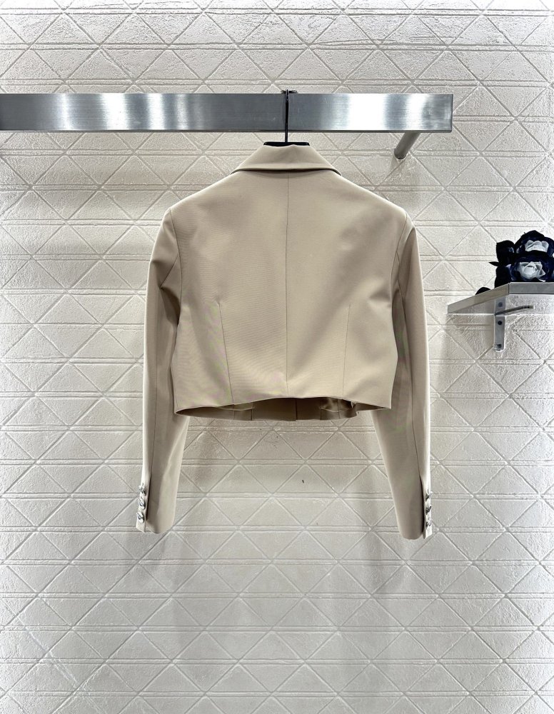 A jacket female фото 2