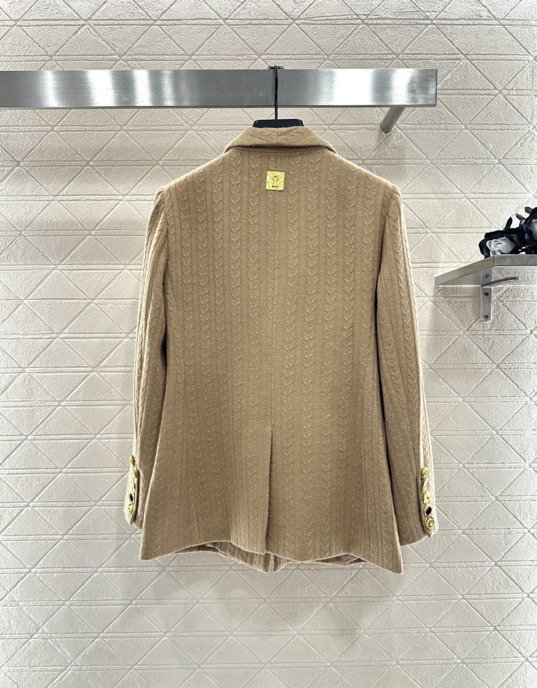 A jacket female фото 2