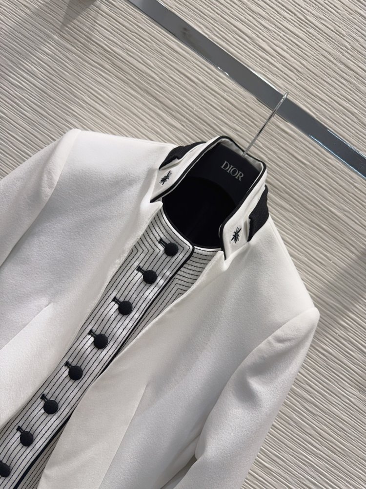 Пиджак женский фото 2