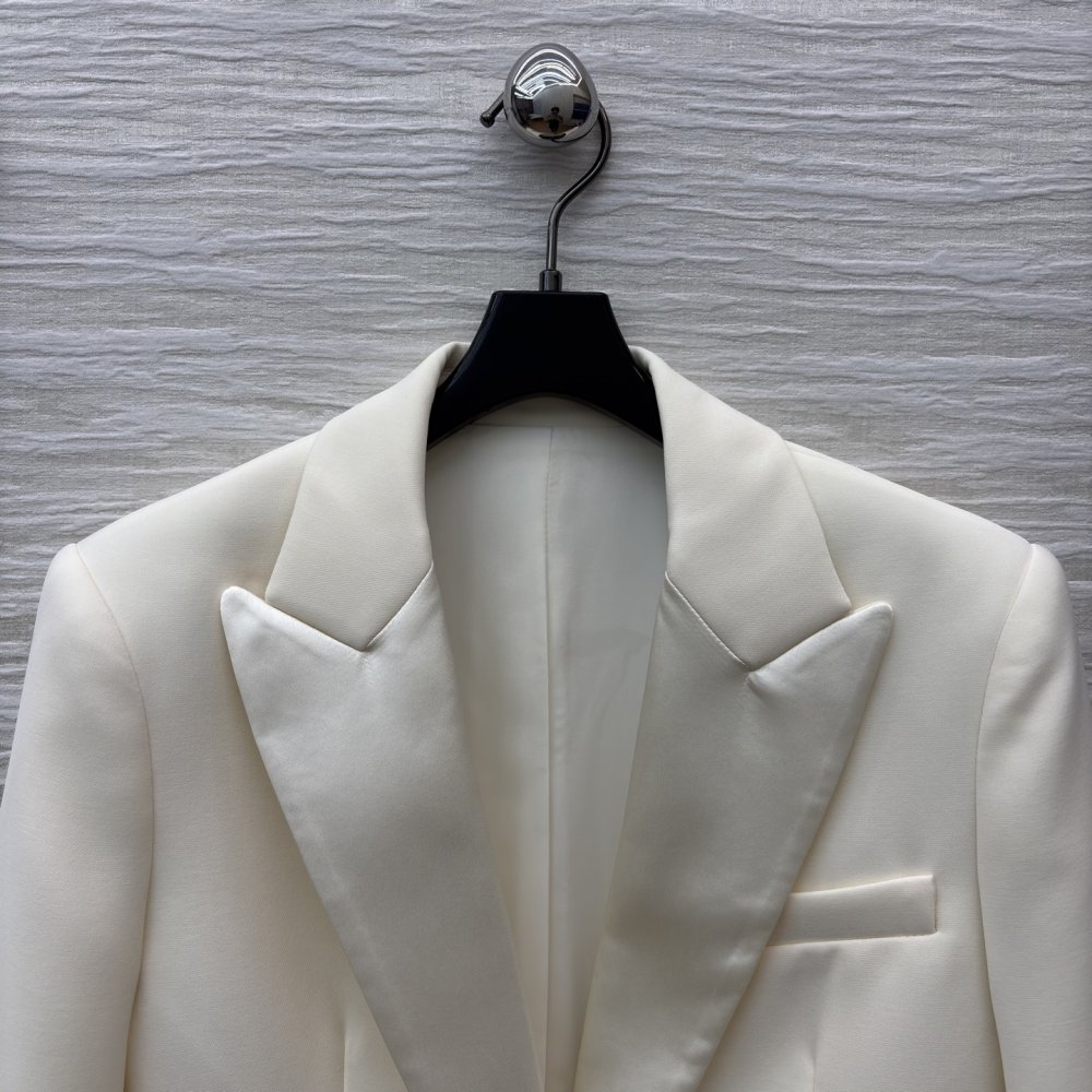 Пиджак женский фото 2