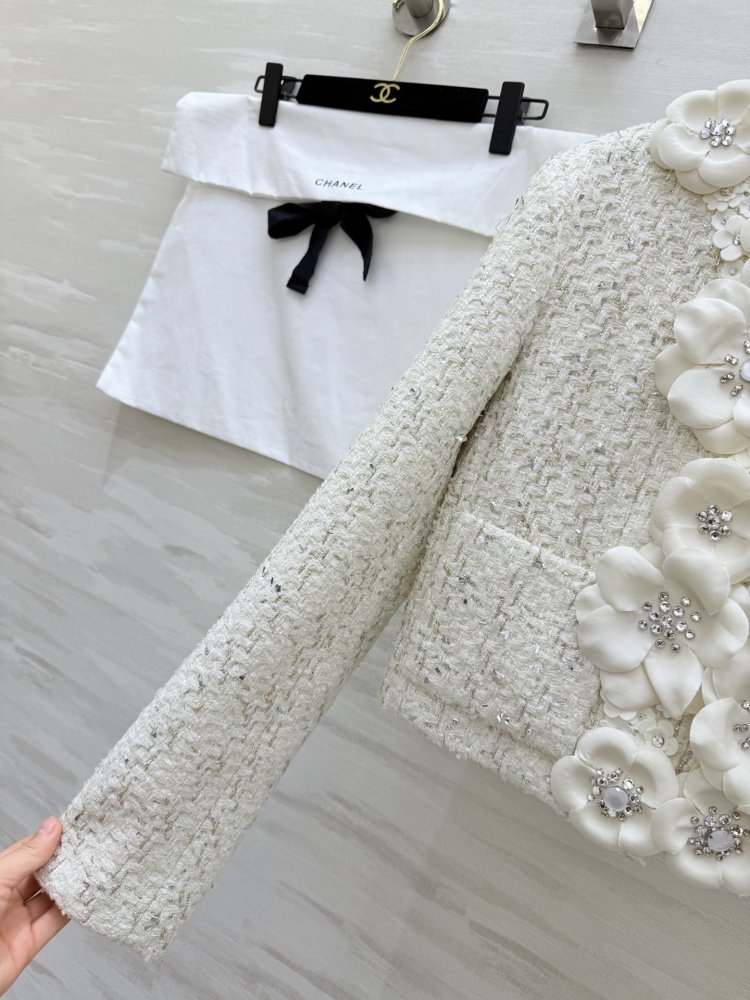 A jacket female фото 2