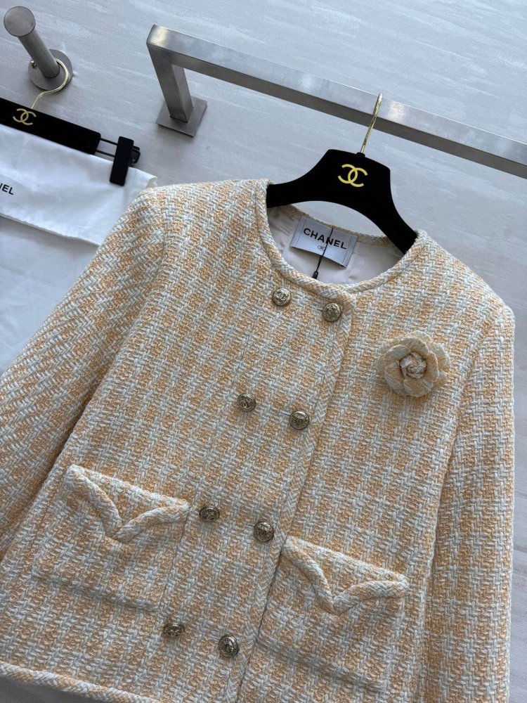 A jacket female фото 3