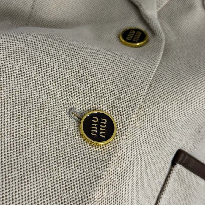 A jacket female фото 3