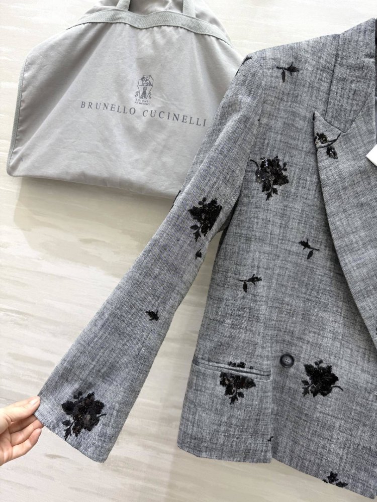 Піджак жіночий фото 3