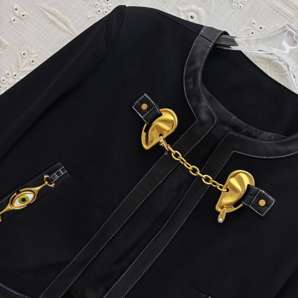 A jacket female фото 3