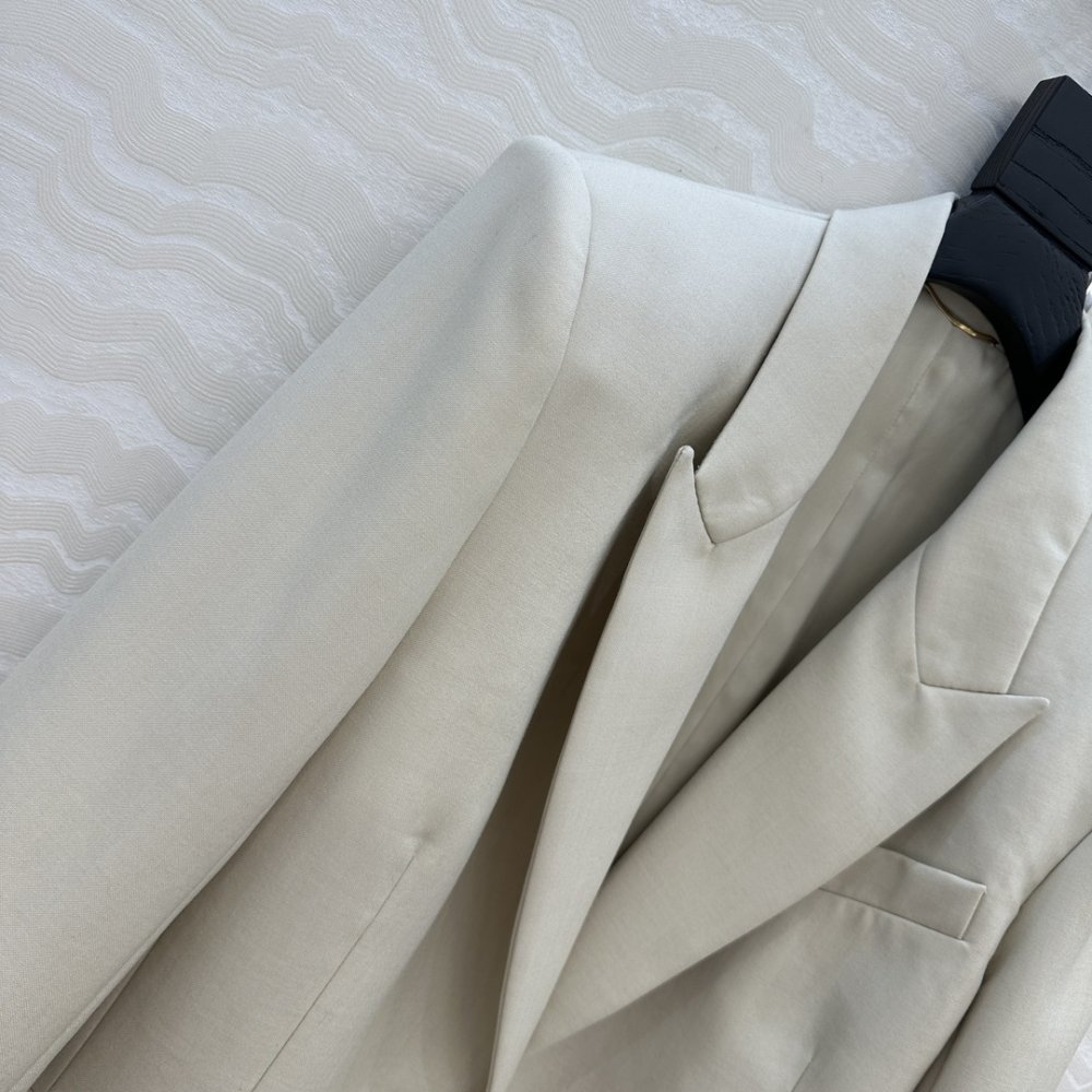 Пиджак женский фото 3