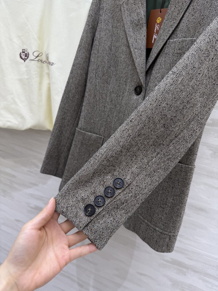 Пиджак женский фото 3