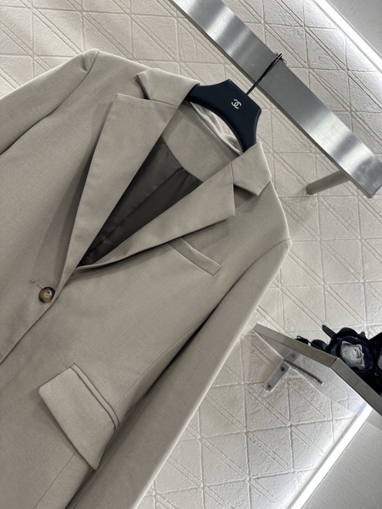 Пиджак женский фото 3