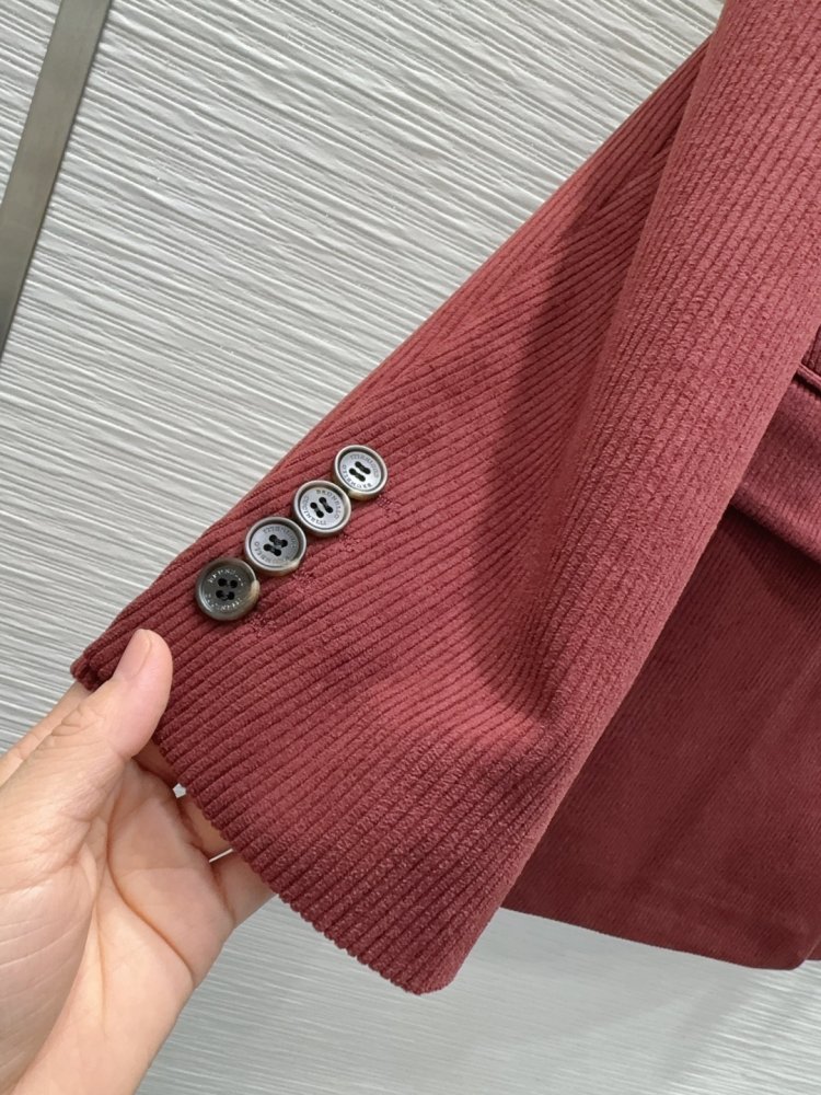 Піджак жіночий фото 3