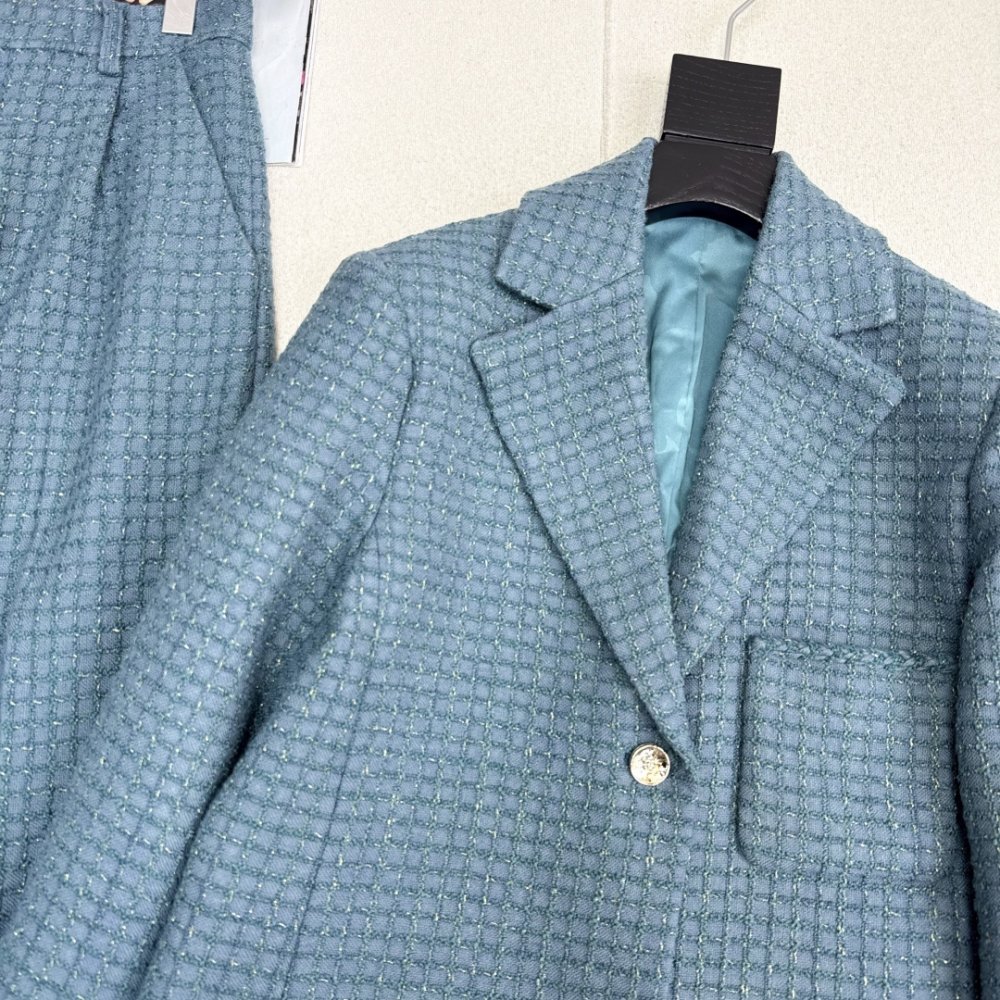 A jacket female фото 3