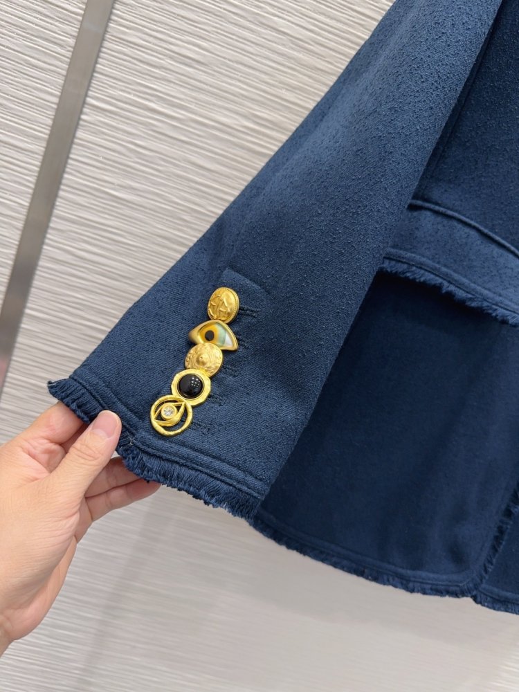 A jacket female фото 3