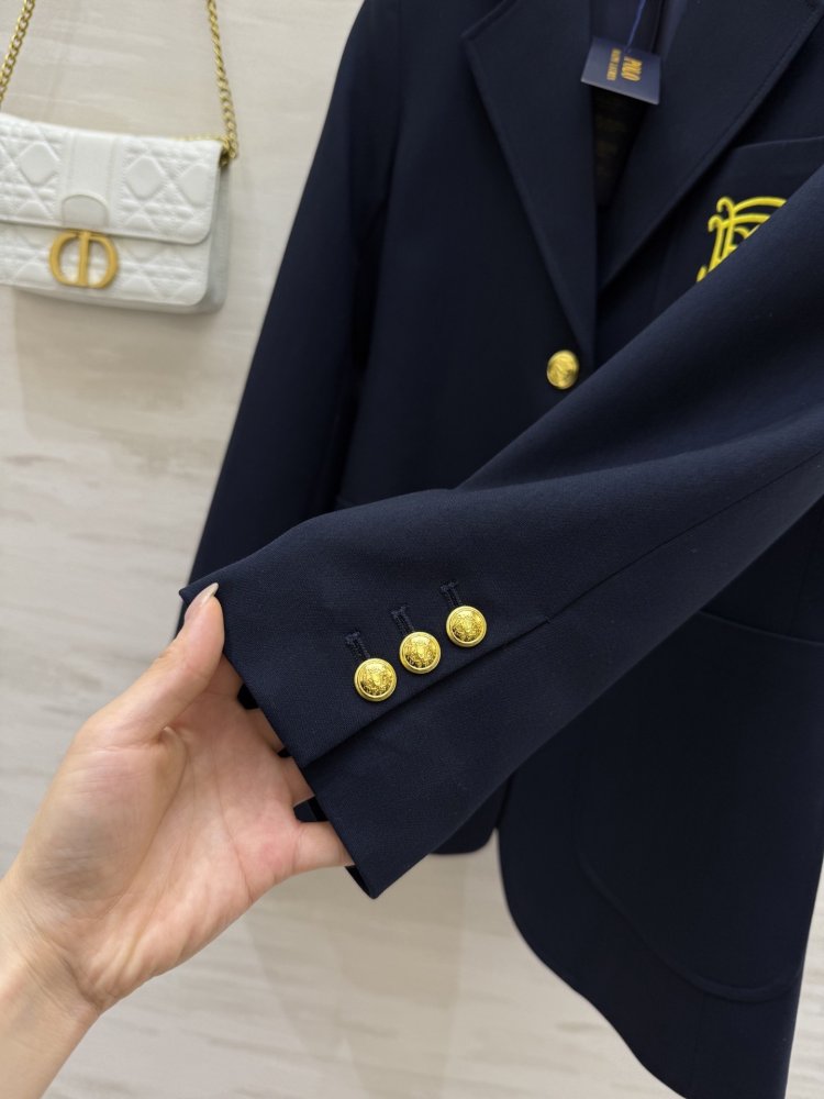 A jacket female фото 3