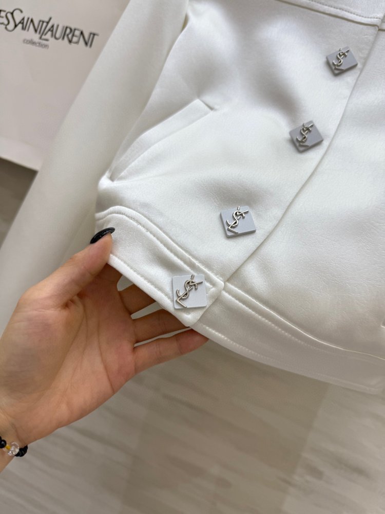 A jacket female фото 4