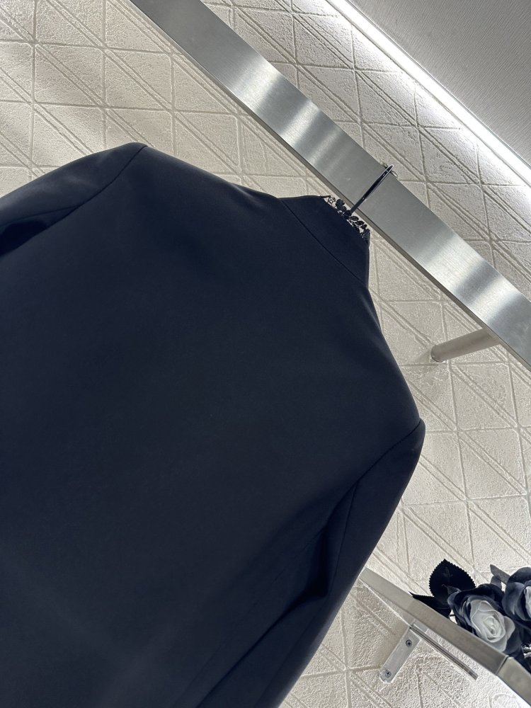 A jacket female фото 4