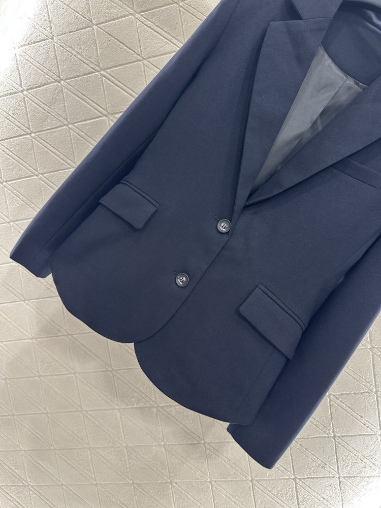 A jacket female фото 4