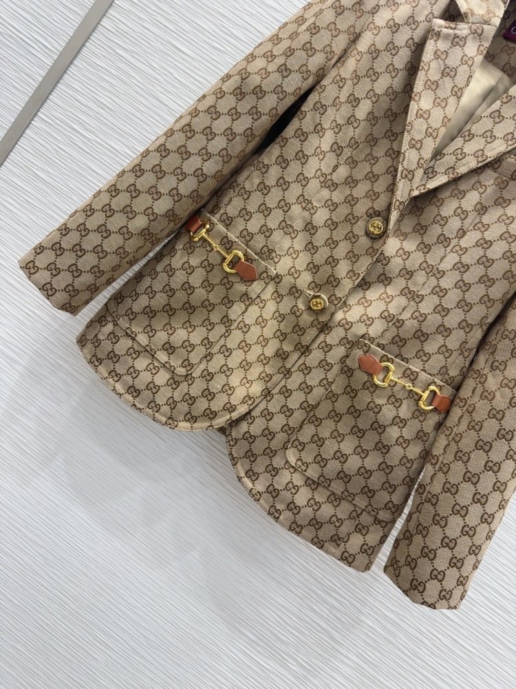 A jacket female фото 4