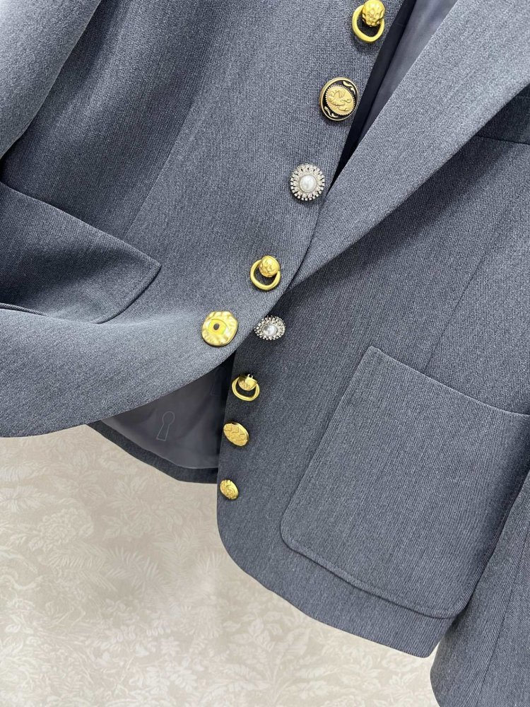 A jacket female фото 4