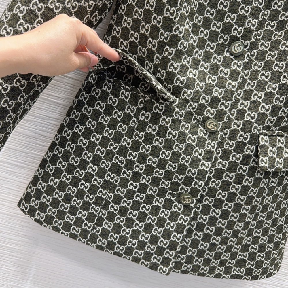 Пиджак женский фото 4