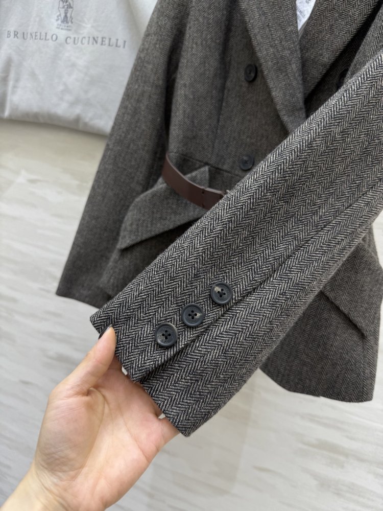 Піджак жіночий фото 4