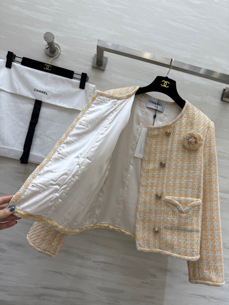 A jacket female фото 5