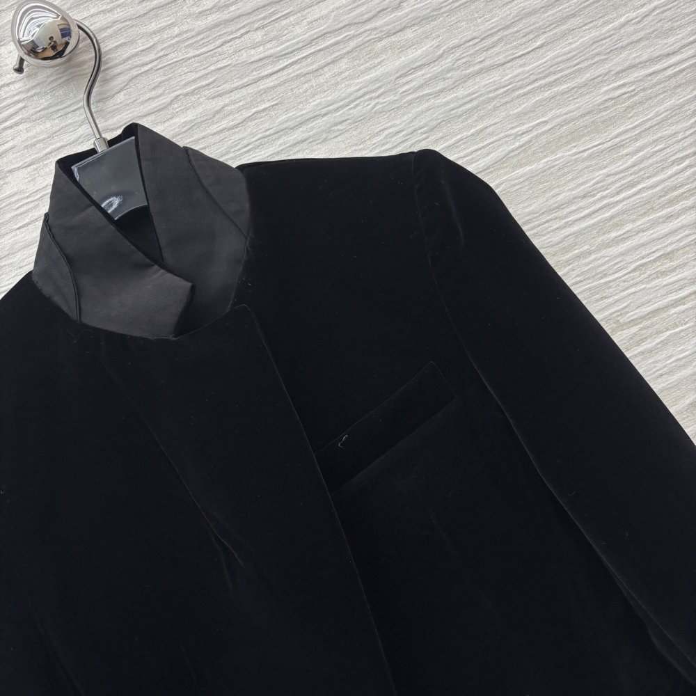 A jacket female фото 5