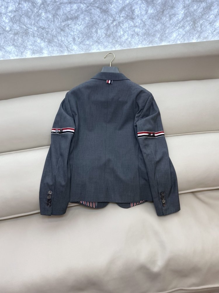 A jacket female фото 5