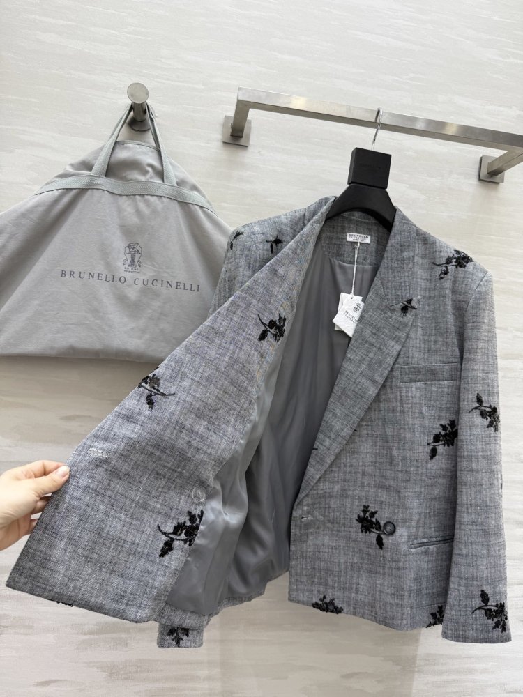 Піджак жіночий фото 6