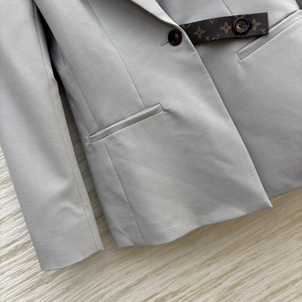 A jacket female фото 6