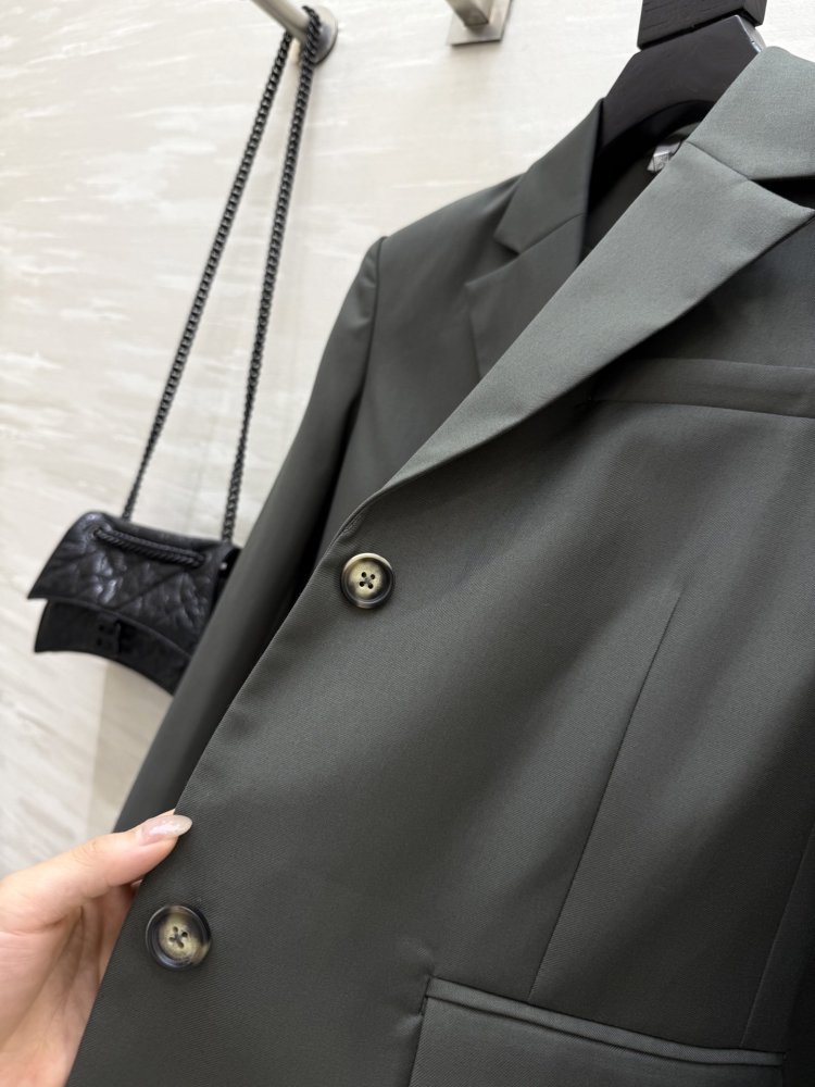 A jacket female фото 6