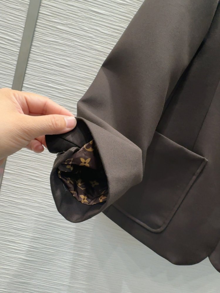 Пиджак женский фото 6