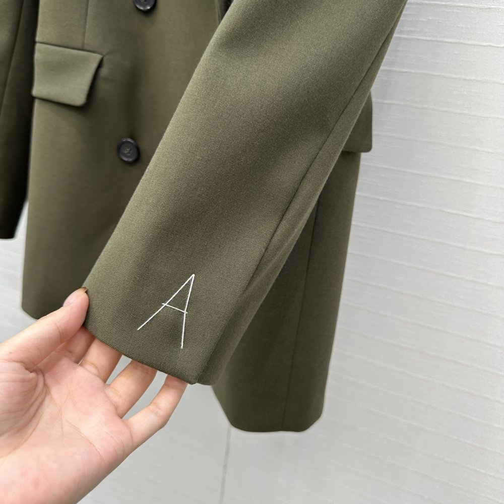 Пиджак женский фото 6