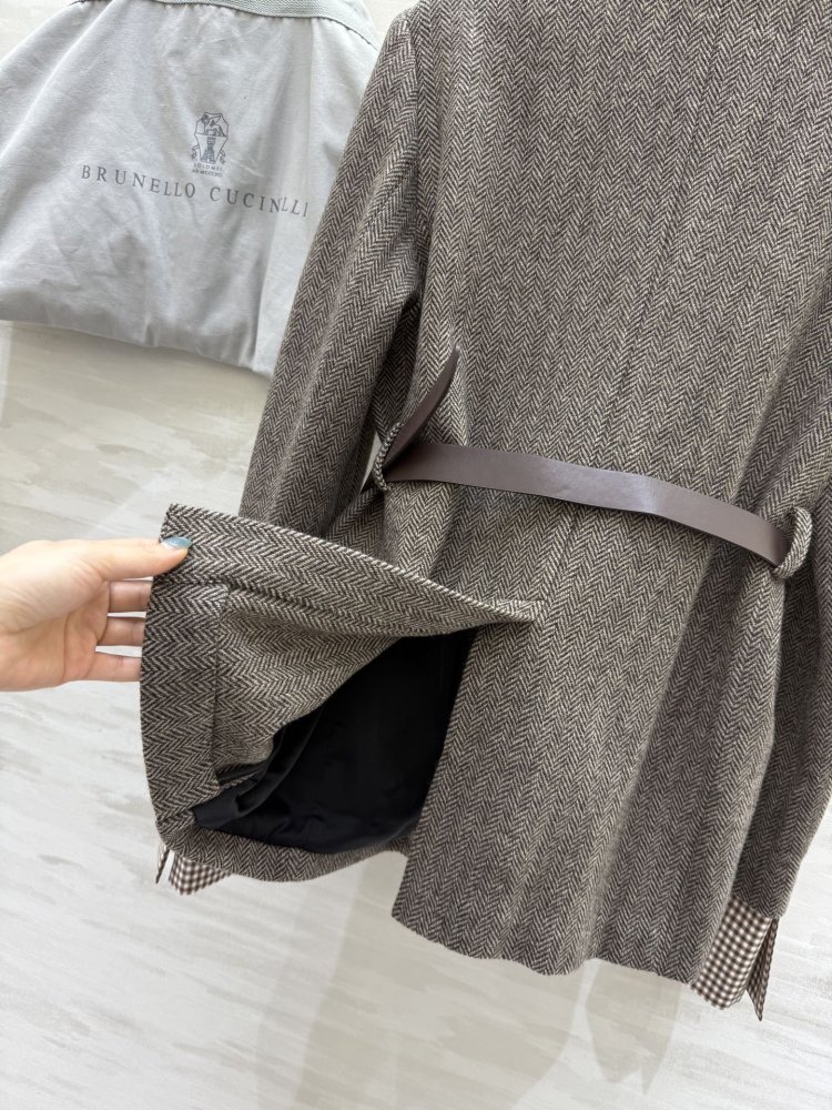 Пиджак женский фото 6