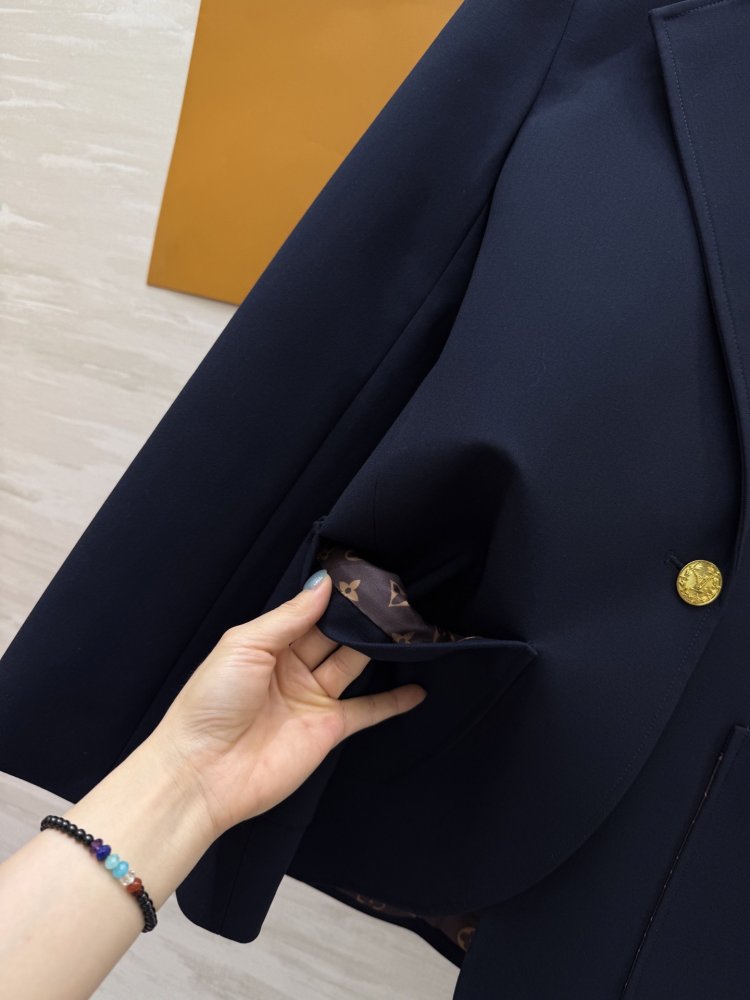 Піджак жіночий фото 6