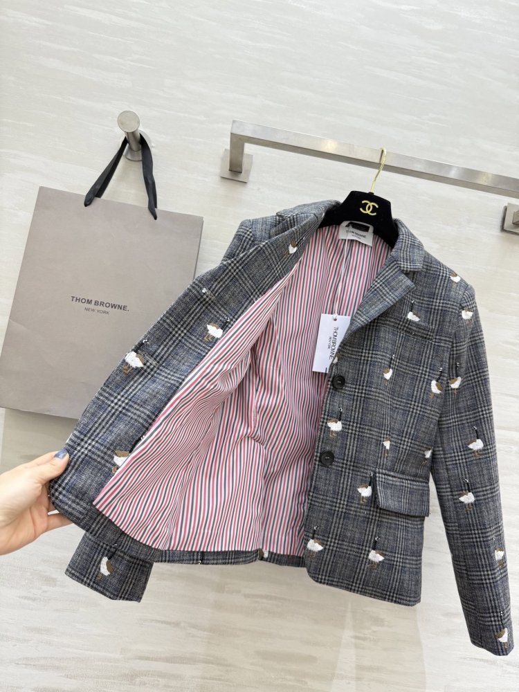 Піджак жіночий фото 6