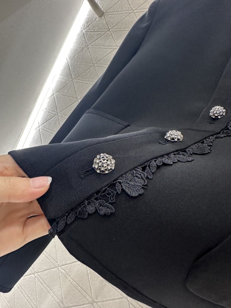 A jacket female фото 7