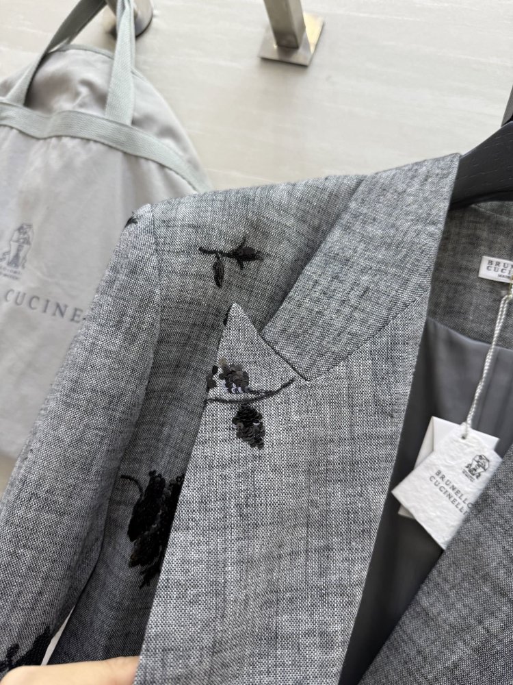 Піджак жіночий фото 7