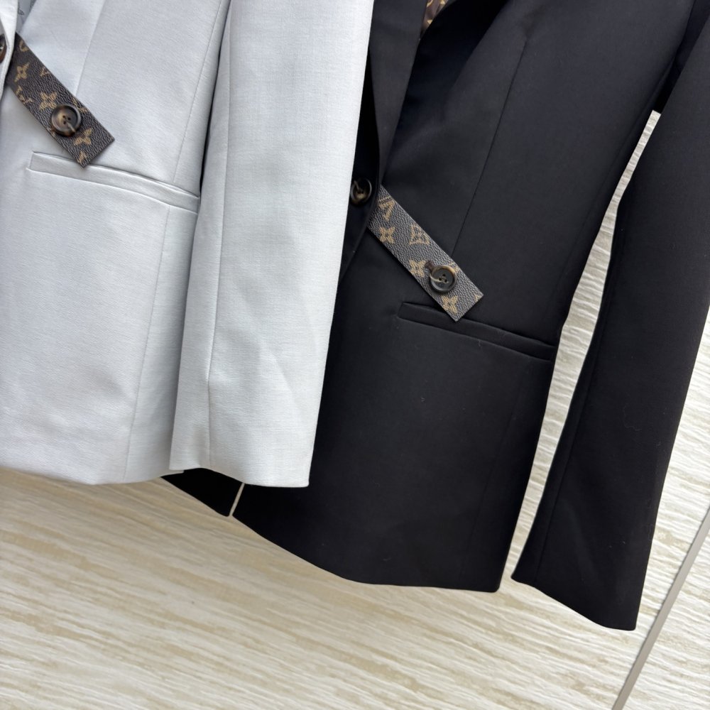 A jacket female фото 7