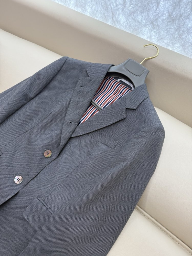 Пиджак женский фото 7