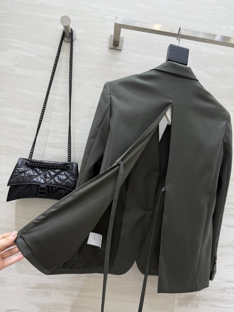 A jacket female фото 7