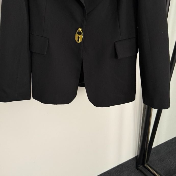 A jacket female фото 7