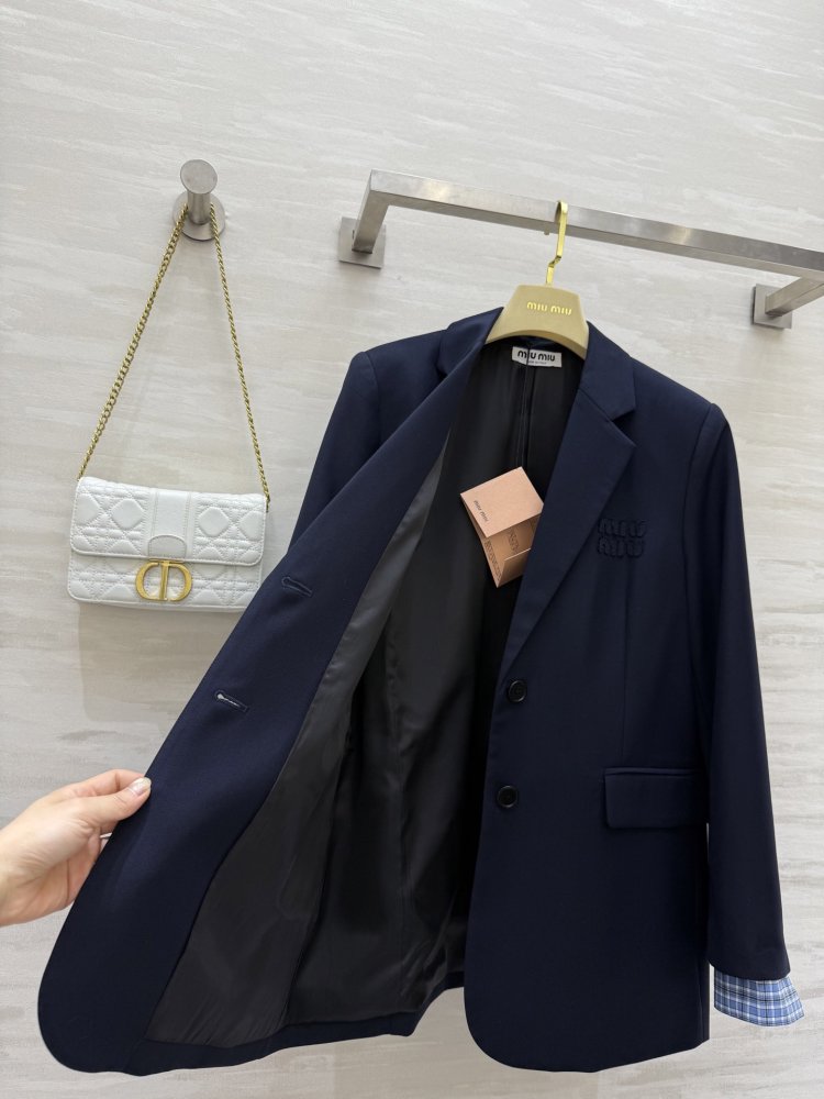 A jacket female фото 7