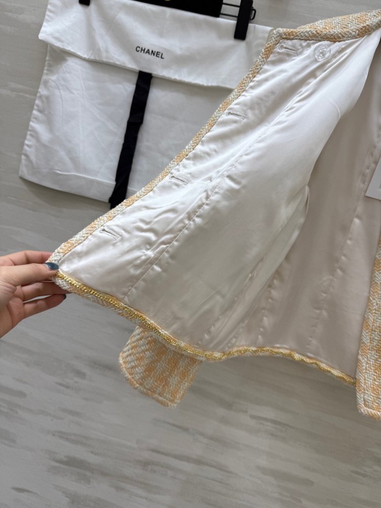 A jacket female фото 8